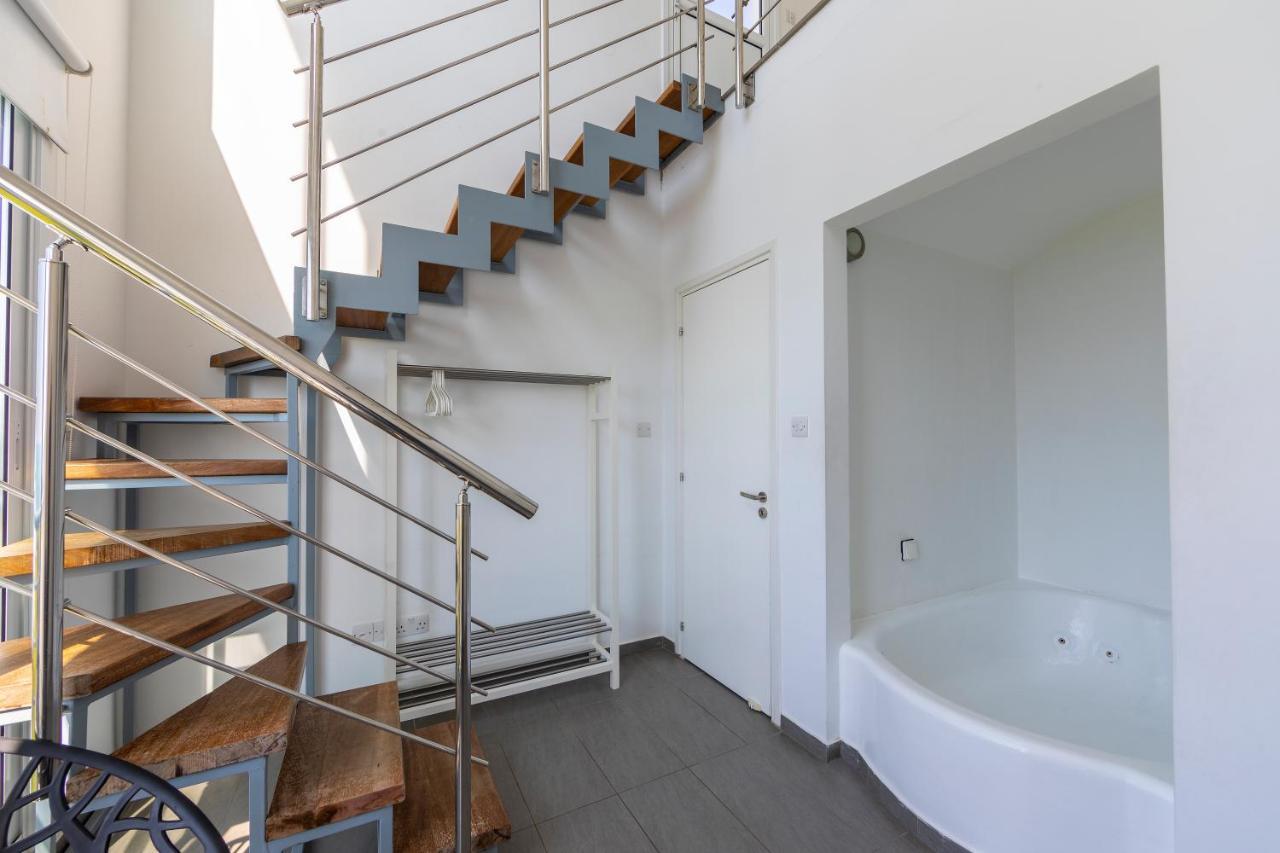 Blue Coral Beach Villas Three Exclusive Villas - Poseidon - Nautilus - Oceanos - And - Baby Coral Bungalow コーラル・ベイ エクステリア 写真